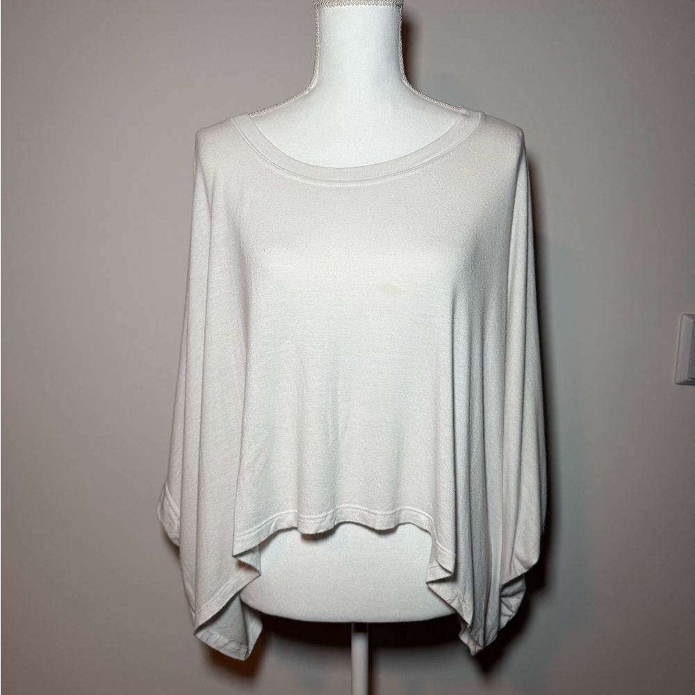 Altra’d State White Women's Bat Sleeve Blouse